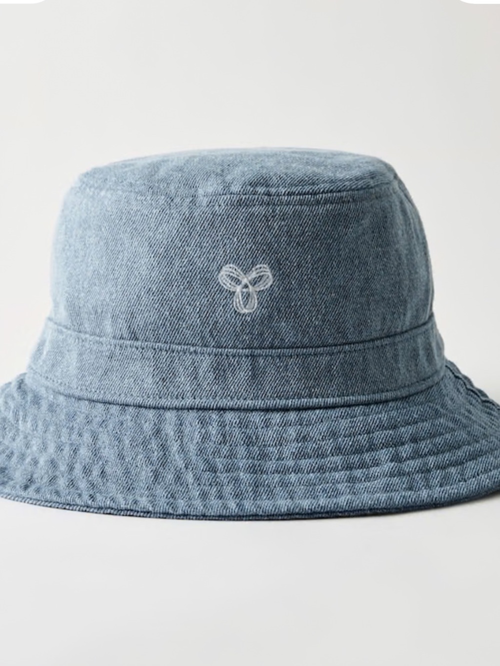 TNA bucket hat - Denim Blue women’s size S/M
